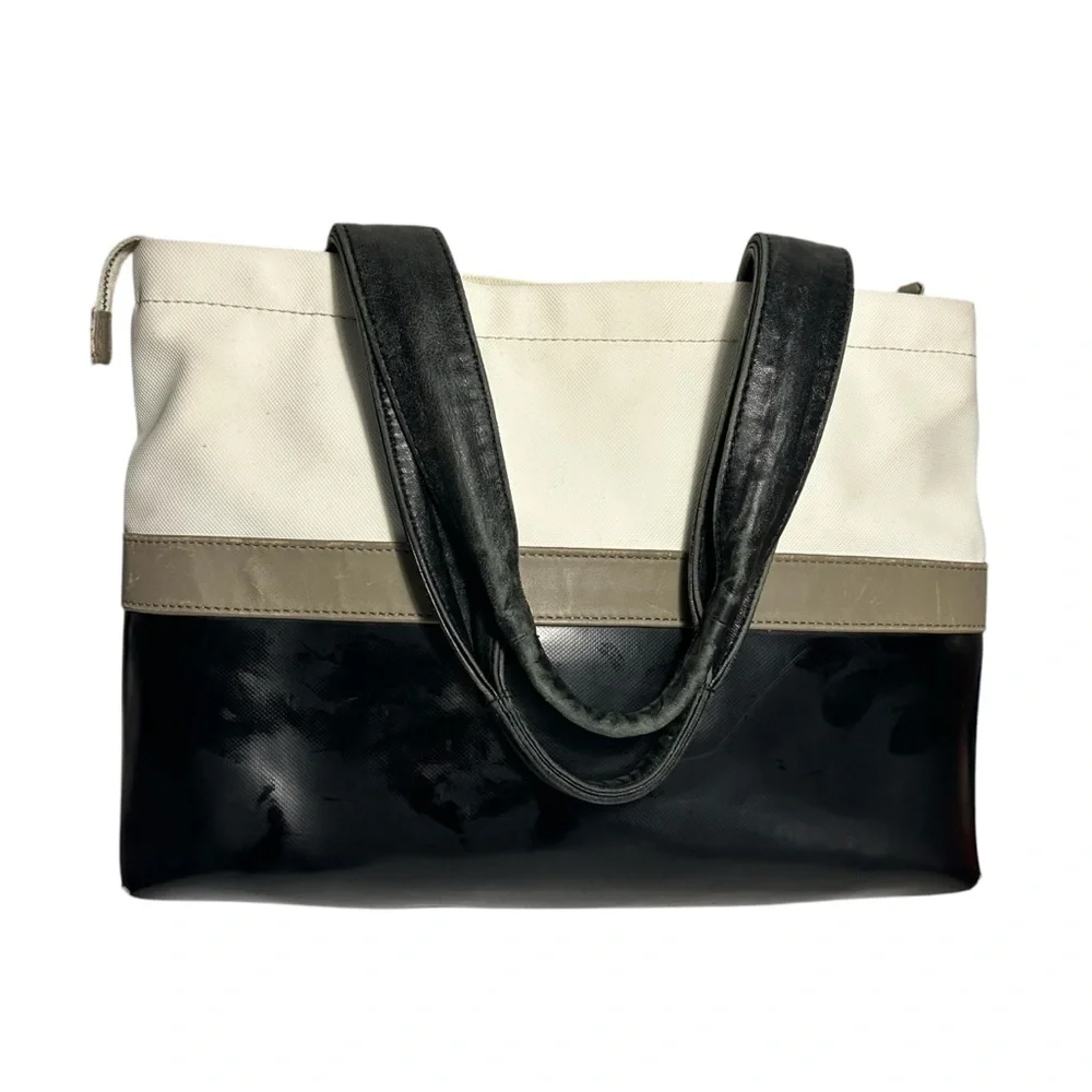 Lacoste Horizontal Shopping Bag Black and IvoryTote